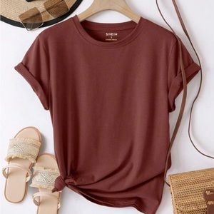 SHEIN Essence Round neck r-shirt